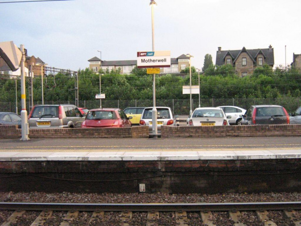 Motherwell Train Station #Motherwell #Railway #Rail #Pociag #Szkocja #Stacja