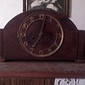 zabytkowy zegar mojej babci.... jest starszy ode mnie :O