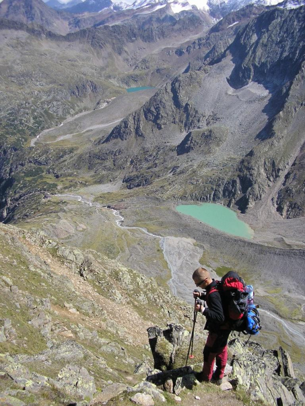 na dole Blaue Lacke i Sulzenauhutte