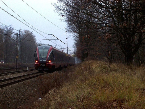 ED74-001 + 002 jako pociąg pośpieszny "SYRENA" z Warszawy do Łodzi.