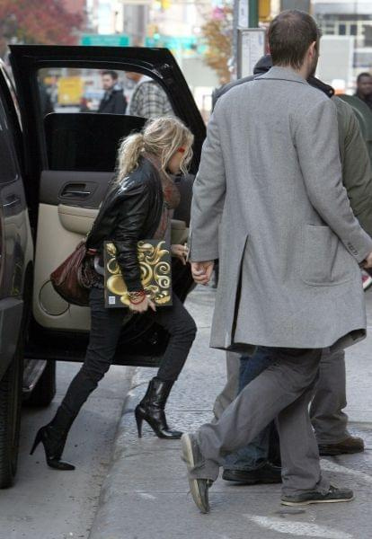 Mary-Kate out and about in NYC-paparazzi listopad 2007