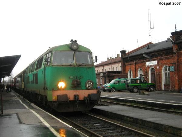 12.12.2007 SU45-011 z pociągiem pośpiesznym Kopernik z Warszawy Wsch
