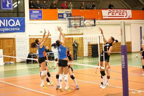 UKS Jedynka vs. Legionowo #Łomża #lodowisko #PortalŁomży