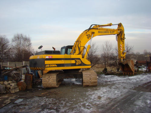 JCB JS 330L