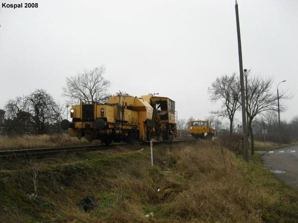 28.01.2008 uniwersalna profilarka tłucznia ZTU-300-08 zjeżdża z KOA na KOB po zakończeniu robót tego dnia.