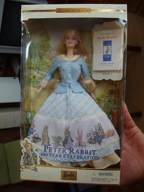 Lalka Barbie z serii Collectibles, na 100lecie książki Peter Rabbit