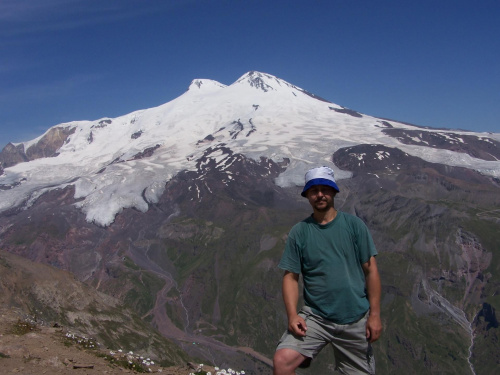 Panorama Elbrusa z Czegetu