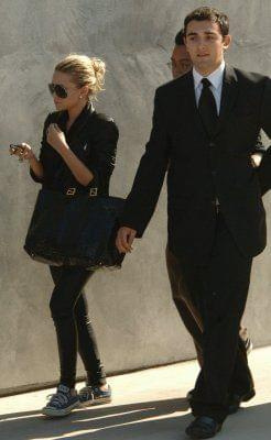 MK and Ash leaving Maxfields in West Hollywood-paparazzi lipiec 2007