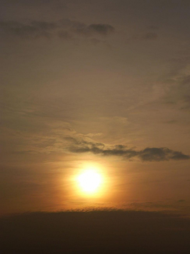 Wschód Słońca . Data : 26.02.2008