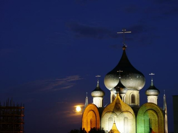 #białystok #miasto #noc #księżyc #podświetlenie #cerkiew