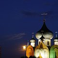 #białystok #miasto #noc #księżyc #podświetlenie #cerkiew