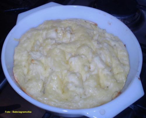 Puree ziemniaczano-cebulowe zapiekane pod Chedarem #DodatkiDoIIDań #cebula #ser #Chedar #PureeZiemniaczane #ziemniaki #obiad #DrugieDanie #jedzenie #kulinaria