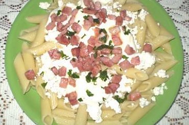 Makaron penne z białym serem
. #DrugieDania #kulinaria #jedzenie #obiad #makaron #BiałySer