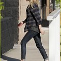 Ashley shopping at Costume National-paparazzi marzec 2008