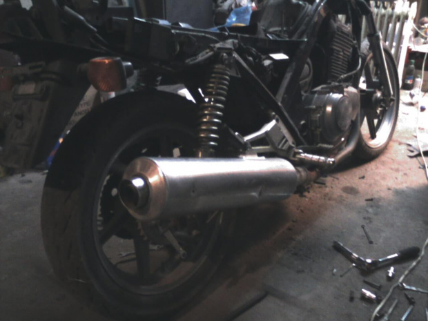 wydech w CB500