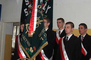 17 kwietnia 2008 r. odbyło się Święto Szkoły #Sobieszyn #Brzozowa #ŚwiętoSzkoły #DominikBłażejczyk #TomaszCuch #MarekGągała #PrzemysławDrózd #GrzegorzOsiński