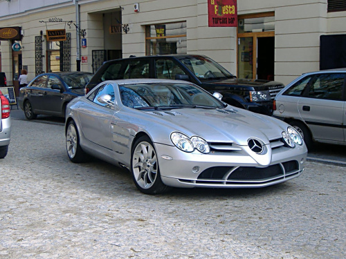 Mercedes SLR