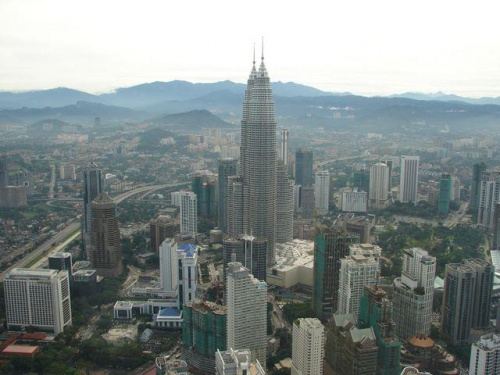 widok z wieży TV (Menara Kuala Lumpur)