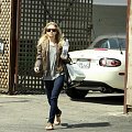 Ashley leaving the Neil George Hair Salon-paparazzi kwiecień 2008