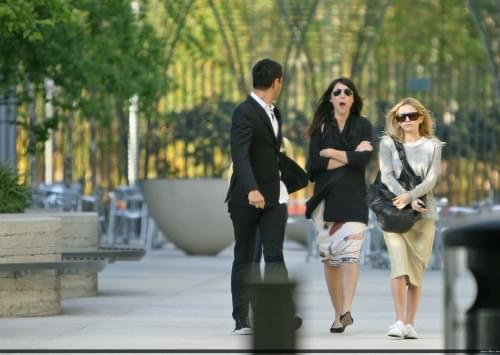 Ashley attends a metting at the MGM Tower-paparazzi maj 2008