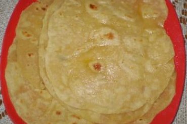 Placki z Aleppo.Przepisy na : http://www.kulinaria.foody.pl/ , http://www.kuron.com.pl/ i http://kulinaria.uwrocie.info #placki #podpłomyki #jedzenie #kulinaria #obiad #przekąski #gotowanie #PrzepisyKulinarne