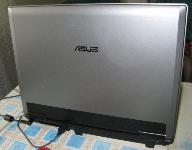 ASUS F3F