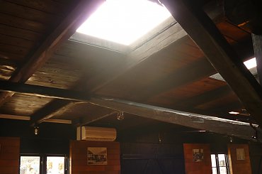 Mnóstwo unoszącego się dymu #bornholm #dania #port #morze #bałtyckie #smażalnia #wędzarnia #ryby