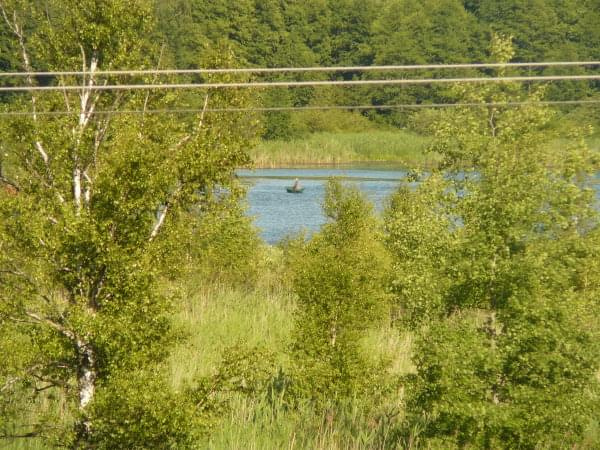 Jezioro Jeleń #las #łódka #wędkarz #woda