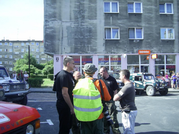 Burmistrz Sławomir Kowal z organizatorami.. #SportyMotorowe #Motoryzacja