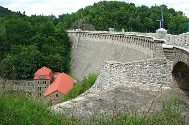 Zapora na Jeziorze Pilchowickim #rower #DolinaBobru #JezioroPilchowickie #zapora #tama