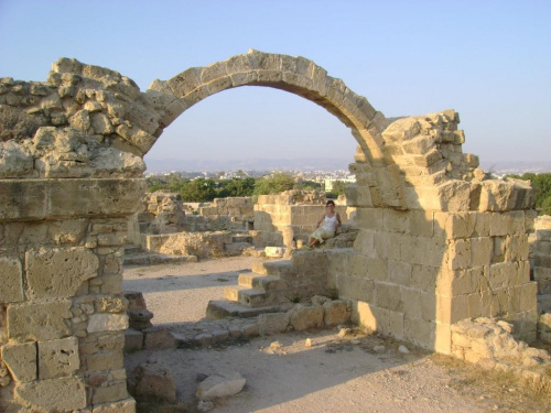 Cypr,Pafos-park archeologiczny- ruiny Saranda Kolonos #ruiny #zamek #cypr #pafos #SarandaKolonos