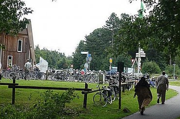 "Schronisko rowerowe" ;-) #rower #ścieżka