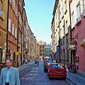 Ulica Piwna na Starym Mieście, widok w kierunku ulicy Wąski Dunaj. #wakacje #urlop #podróże #zwiedzanie #Polska #Warszawa
