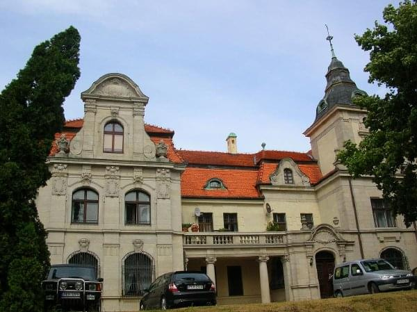 Smolice (wielkopolskie) pałac