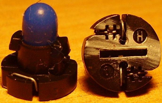 Primera P11 12V 3x7mm 50mA , podswietlenie wylaczbnika klimatyzacji i wewnetrznego obiegu