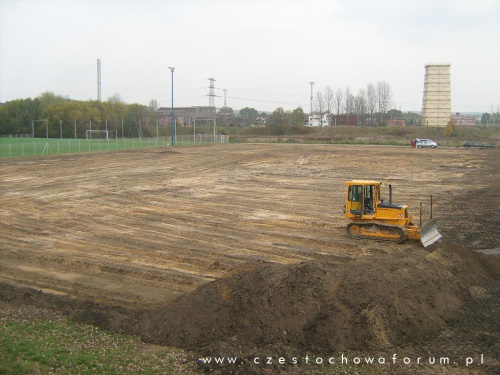 Budowa boiska treningowe z naturalną nawierzchnią na MSP Rakow w Czestochowie #boisko #treningowe #trawiaste #rakow #czestochowa #mosir
