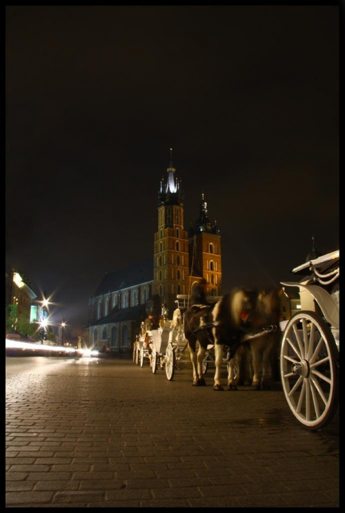 Krakowski Rynek noca ... ;) #Kraków #Rynek #Mariacki