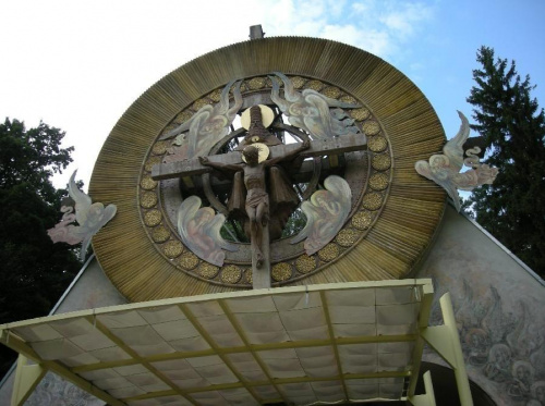 Ołtarz Papieski - Sanktuarium Matki Bożej Brzemiennej w Gdańsku Matemblewie