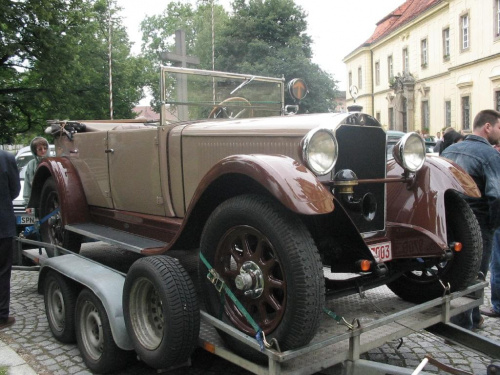 Euro Oldtimer 2005 - legnica-legnickie pole #motoryzacja #samochody #samochód #wyscigi #zawody #kjs