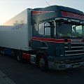 Scania 124L+chłodnia Schmitz