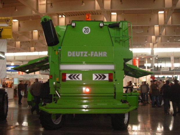 Kombajn Deutz-Fahr Top Liner #kombajn #traktor #rolnictwo #farmer #wystawa #Poznań