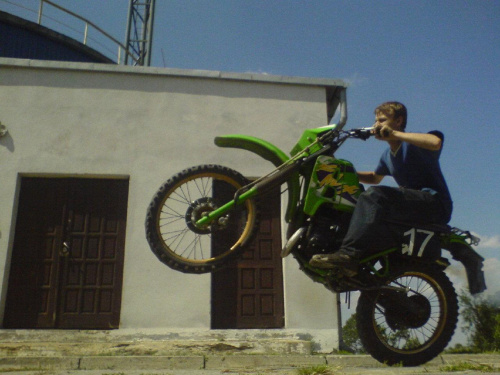 kmxik