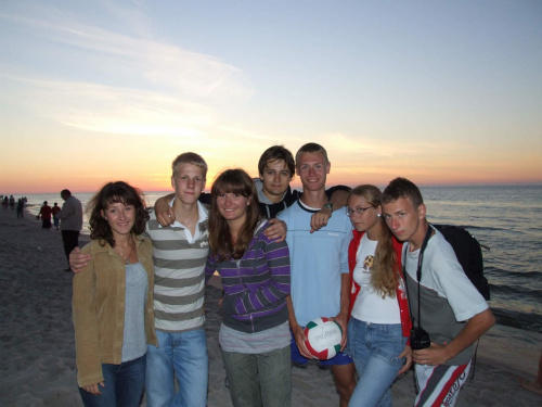 od lewej:
Agnieszka, Kuba, Anka, Mateusz, Marek, Anka, Bartek