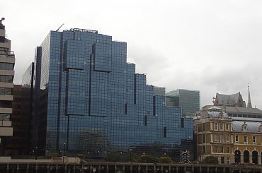 Ktoś chce sie przejrzeć:)? #NoweMiasto #Londyn