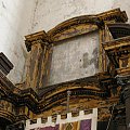 Doprowadzone do ruiny ołtarze. #Wilno #KościółBernardynów