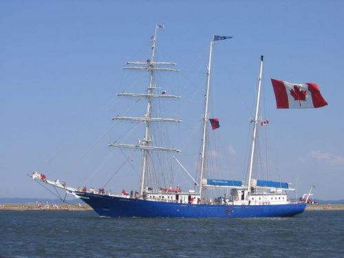 Świnoujście - w morze wychodzi zbudowana w szczecińskim porcie kanadyjska Concordia