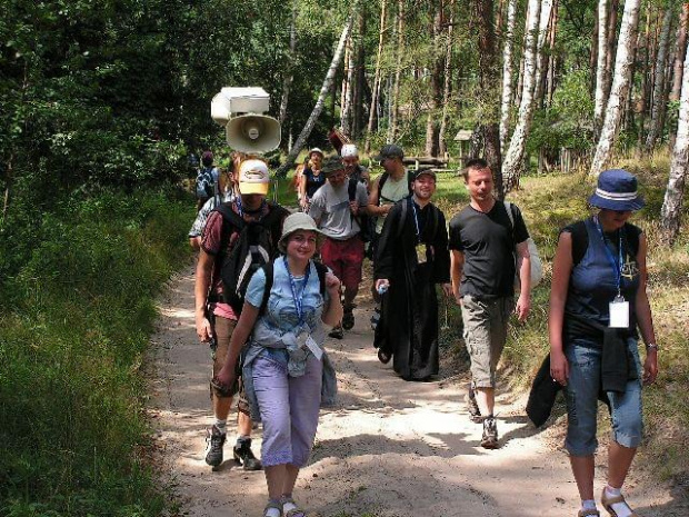 Pielgrzymka piesza Grupa Teczowa A. D. 2007. 29 lipca - 12 sierpnia z Kostrzyna nad Odrą na Jasną Górę. Tegoroczna liczyła 96 uczestników i znów przeszła ponad 440 kilometrów... #PielgrzymkaWakcje