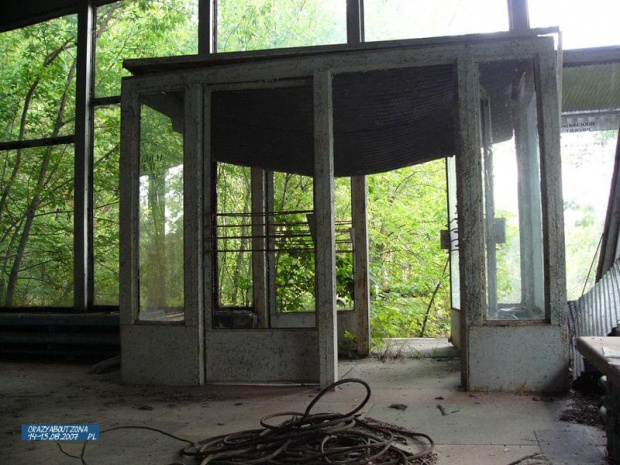 Wyjście ? Wejście ? Chyba jedno i drugie. #zona #chernobyl #czarnobyl #pripyat #prypec #pks #opuszczone #promieniowanie #katastrofa