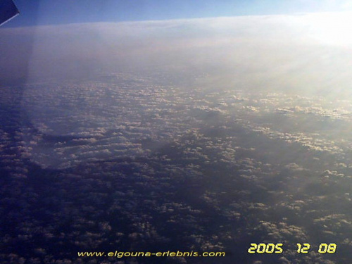 Zawieszona w chmurach 2005