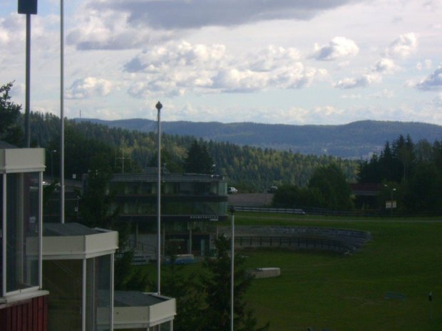 Holmenkollen, skocznia przy progu.widok na otoczenie